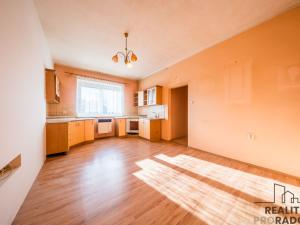 Prodej bytu 2+kk, Bzenec, J. Wolkra, 56 m2