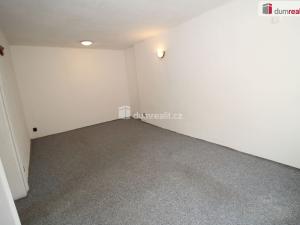 Pronájem kanceláře, Mariánské Lázně, Hlavní třída, 67 m2