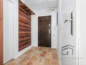 Pronájem bytu 2+kk, Praha - Ruzyně, Žukovského, 47 m2