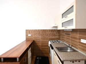 Pronájem bytu 2+kk, Praha - Nusle, Oldřichova, 44 m2