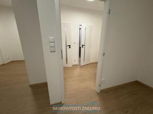 Pronájem bytu 1+kk, Znojmo, Na Rejdišti, 35 m2