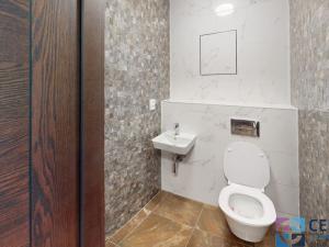 Prodej bytu 3+kk, Žatec, Husova, 68 m2