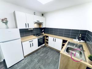 Pronájem bytu 1+1, Jihlava, Na Hliništi, 43 m2