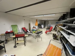 Pronájem obchodního prostoru, Jirny, Tovární, 256 m2