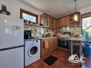 Prodej rodinného domu, Pomorie, Bulharsko, 102 m2