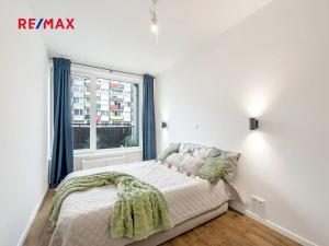 Pronájem bytu 2+kk, Praha - Vysočany, Pod Harfou, 55 m2