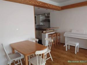 Pronájem bytu 4+kk, Praha - Nusle, Marie Cibulkové, 95 m2