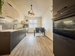 Prodej bytu 3+1, Pardubice - Zelené Předměstí, náměstí Čs. legií, 107 m2