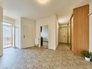 Prodej bytu 3+1, Pardubice - Zelené Předměstí, náměstí Čs. legií, 107 m2