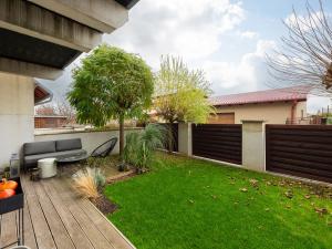 Prodej bytu 2+kk, Veleň - Mírovice, Polní, 49 m2