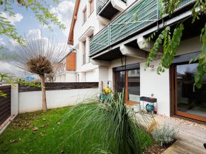 Prodej bytu 2+kk, Veleň - Mírovice, Polní, 49 m2