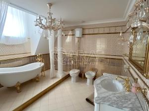 Prodej atypického bytu, Praha - Josefov, 181 m2