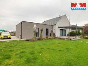 Prodej rodinného domu, Loukovec, 213 m2