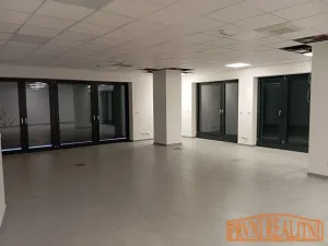 Pronájem kanceláře, Uherský Brod, Horní Valy, 52 m2