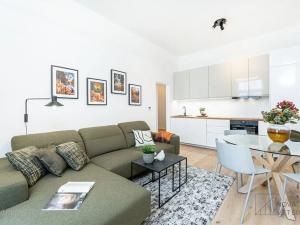 Pronájem bytu 2+kk, Praha - Žižkov, Jeseniova, 45 m2