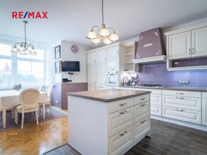 Prodej vily, Slaný, Máchova, 352 m2