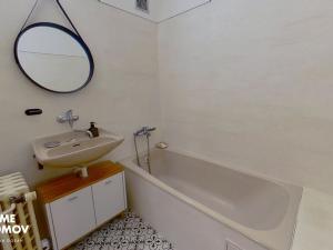 Pronájem bytu 2+1, Otrokovice, K. Čapka, 64 m2