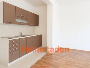 Pronájem bytu 1+kk, Ostrava - Poruba, Hlavní třída, 29 m2
