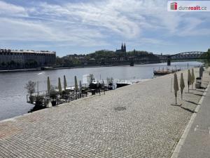 Pronájem bytu 1+1, Praha - Smíchov, Na Valentince, 35 m2