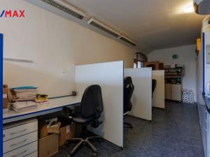 Prodej výrobních prostor, Karlovy Vary - Rybáře, Sokolovská, 1766 m2