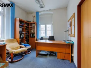 Prodej výrobních prostor, Karlovy Vary - Rybáře, Sokolovská, 1766 m2