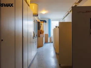 Prodej výrobních prostor, Karlovy Vary - Rybáře, Sokolovská, 1766 m2