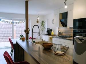 Prodej rodinného domu, Ostopovice, U Kaple, 236 m2