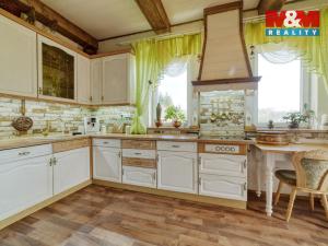 Prodej rodinného domu, Broumov, 183 m2