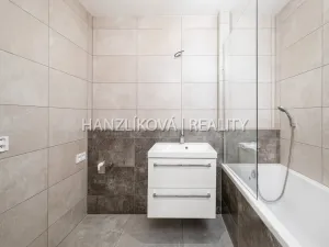 Pronájem bytu 3+kk, České Budějovice, Hálkova, 66 m2