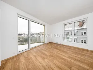 Pronájem bytu 3+kk, České Budějovice, Hálkova, 66 m2