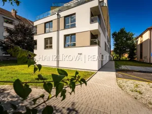 Pronájem bytu 3+kk, České Budějovice, Hálkova, 66 m2