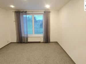 Prodej bytu 2+kk, Cheb, Na Nivách, 58 m2