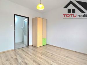 Prodej bytu 3+1, Jaroměř, Na Cihelnách, 75 m2