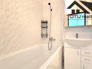 Prodej bytu 3+1, Jaroměř, Na Cihelnách, 75 m2