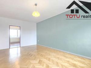 Prodej bytu 3+1, Jaroměř, Na Cihelnách, 75 m2