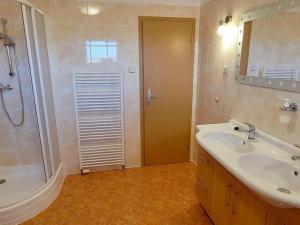 Pronájem rodinného domu, Valašské Meziříčí, Kouty, 120 m2