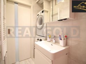 Prodej bytu 3+1, Třebíč, Okružní, 71 m2