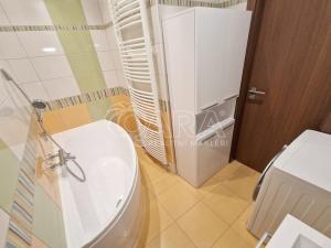 Pronájem bytu 2+kk, Praha - Letňany, Dudkova, 49 m2