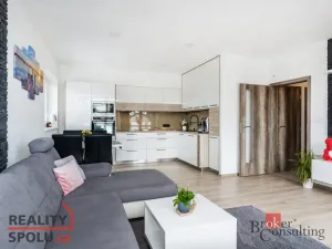 Pronájem bytu 3+kk, Hradec Králové - Svobodné Dvory, K Meteoru, 122 m2