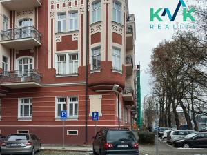 Pronájem kanceláře, Karlovy Vary, K. Čapka, 60 m2