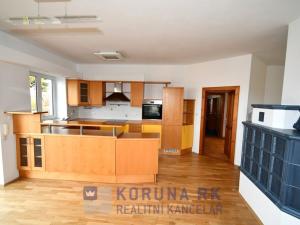 Prodej vily, Lišov, Topolová, 321 m2