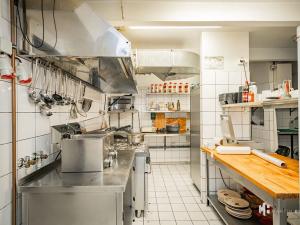 Prodej restaurace, Praha - Strašnice, Gutova, 301 m2