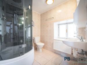 Prodej rodinného domu, Křemže, 450 m2