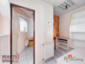 Pronájem obchodního prostoru, Kralupy nad Vltavou - Lobeček, Dr. E. Beneše, 58 m2