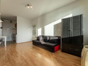 Pronájem bytu 2+kk, Praha - Strašnice, Rubensova, 38 m2