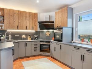 Pronájem rodinného domu, Praha - Kbely, Divišova, 187 m2