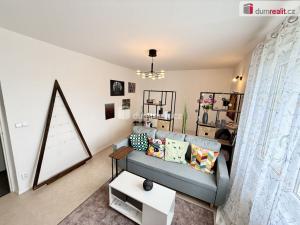 Pronájem bytu 1+1, Kralupy nad Vltavou - Lobeček, Štefánikova, 36 m2