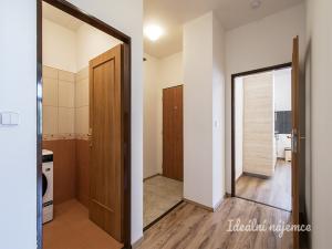 Pronájem bytu 3+kk, Praha - Strašnice, Strančická, 60 m2