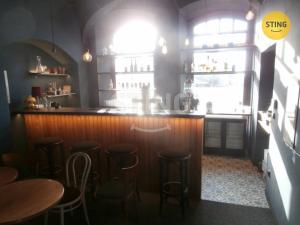 Pronájem obchodního prostoru, Opava, Dolní náměstí, 37 m2