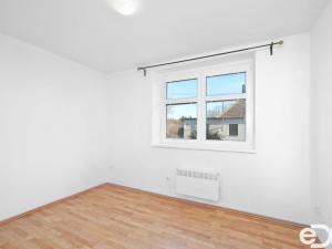 Pronájem bytu 3+1, Opatovice nad Labem, Hradecká, 70 m2